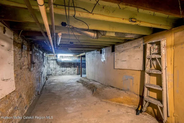 $585,000 | 110 Mill Hill Road, Woodstock, NY 12498