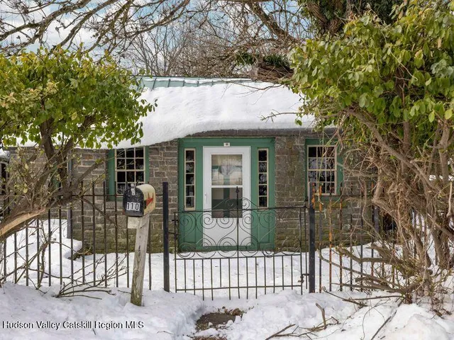 $585,000 | 110 Mill Hill Road, Woodstock, NY 12498