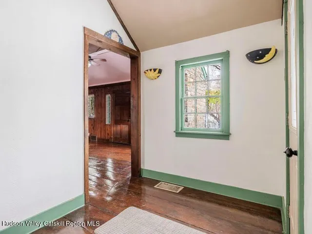 $585,000 | 110 Mill Hill Road, Woodstock, NY 12498