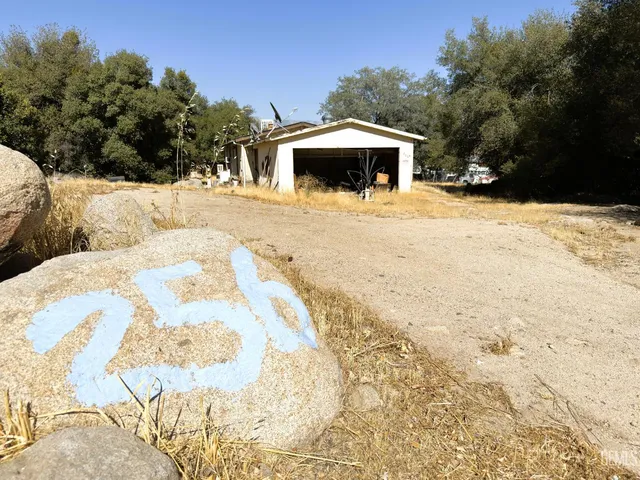 $74,950 | Undisclosed Address, Wofford Heights, CA 93285