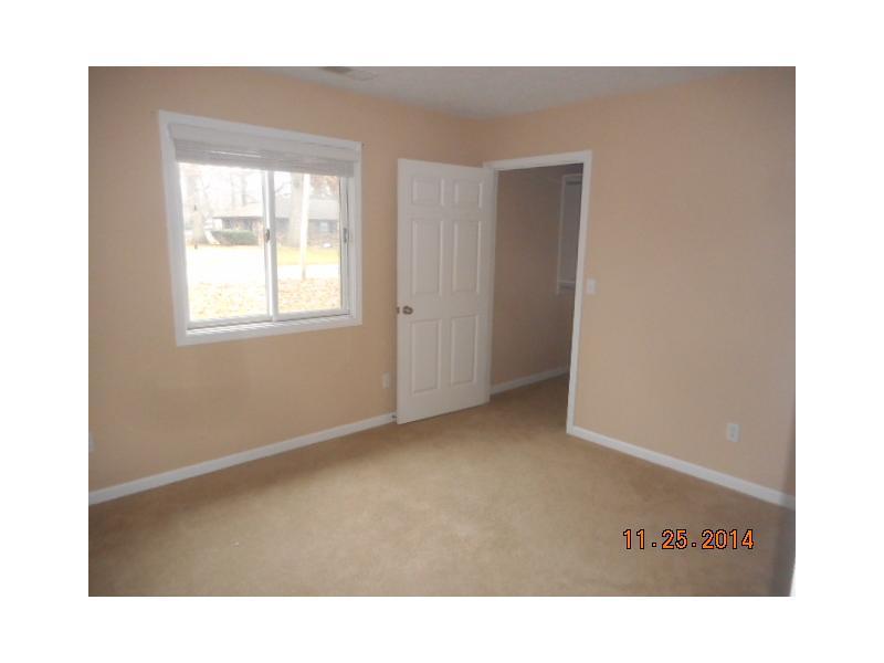 317 Sylvan Road Anderson, IN 46012 - Photo 7 of 10 Gallery Image 7