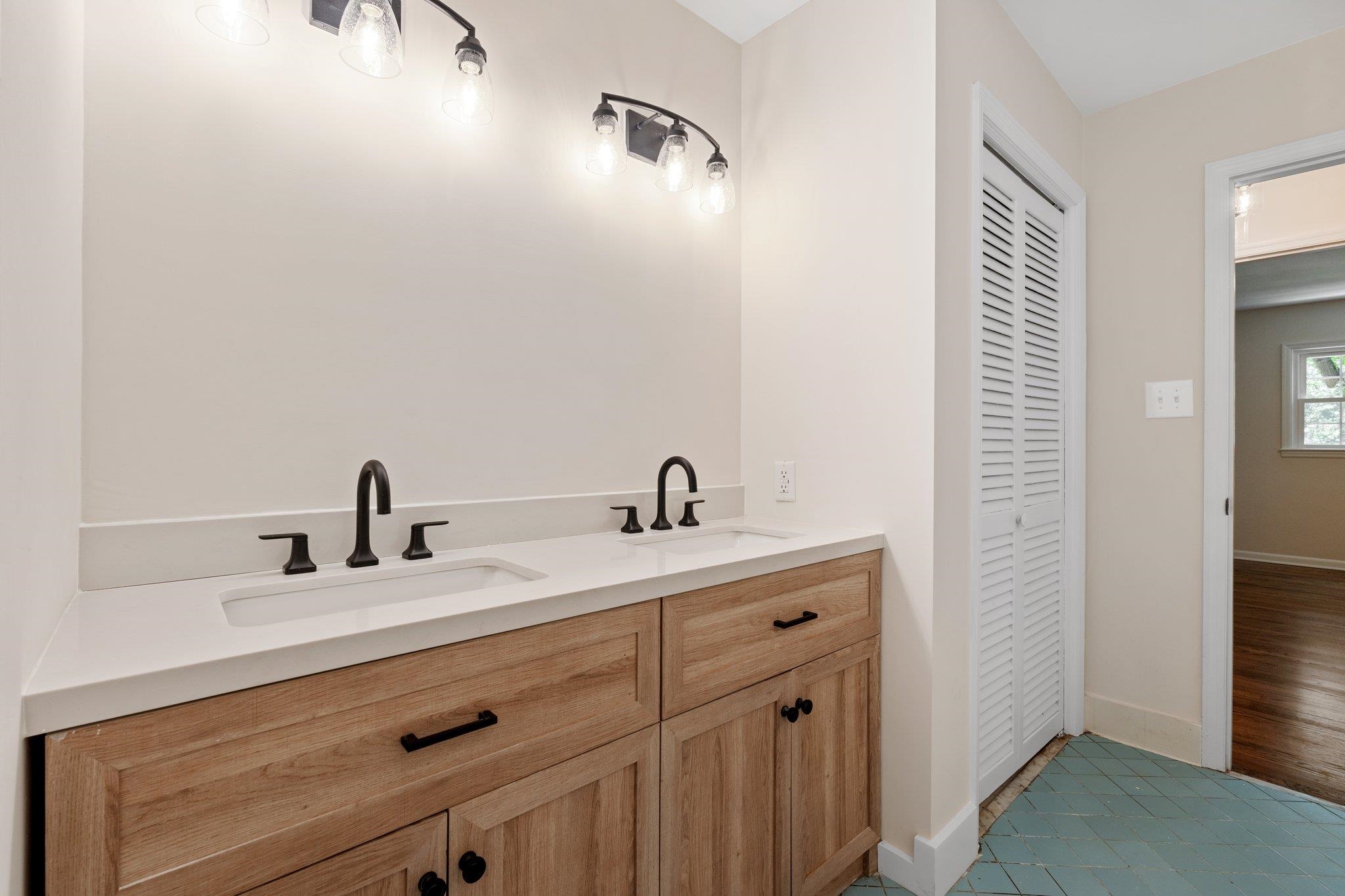 1604 Fernwood Glendale Road Spartanburg, SC 29307 - Photo 28 of 39