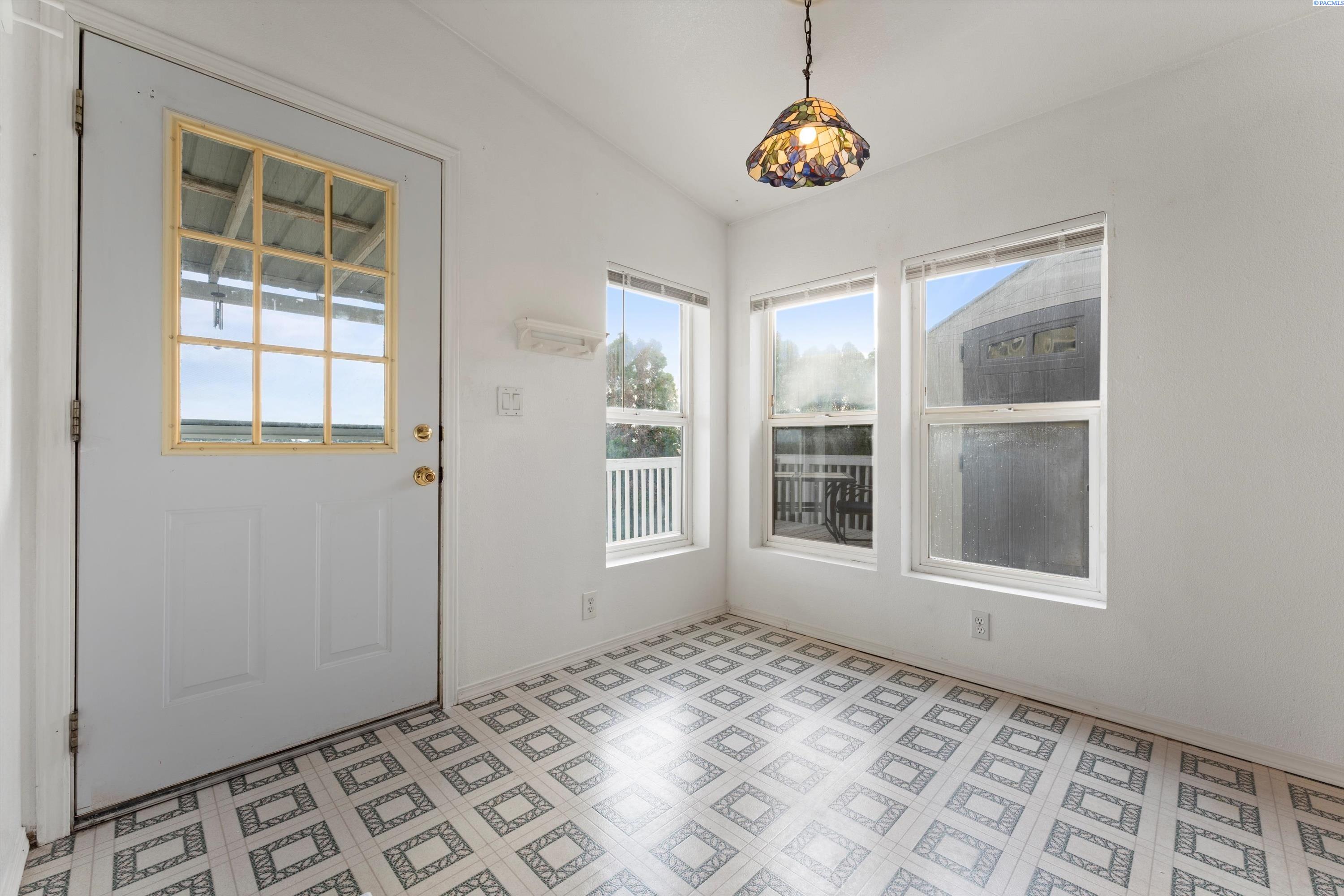 69 Ridgecliff Drive Richland, WA 99352 - Photo 27 of 43 Gallery Image 27