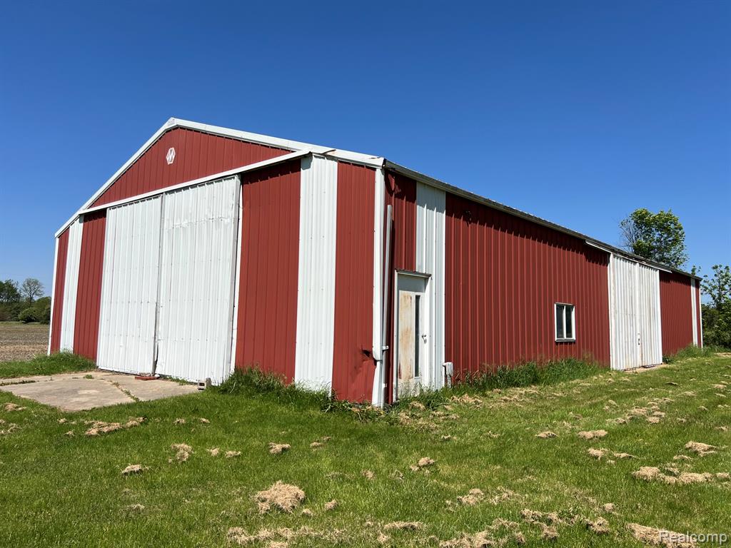 1464 South Force Road Attica, MI 48412 - Photo 4 of 25