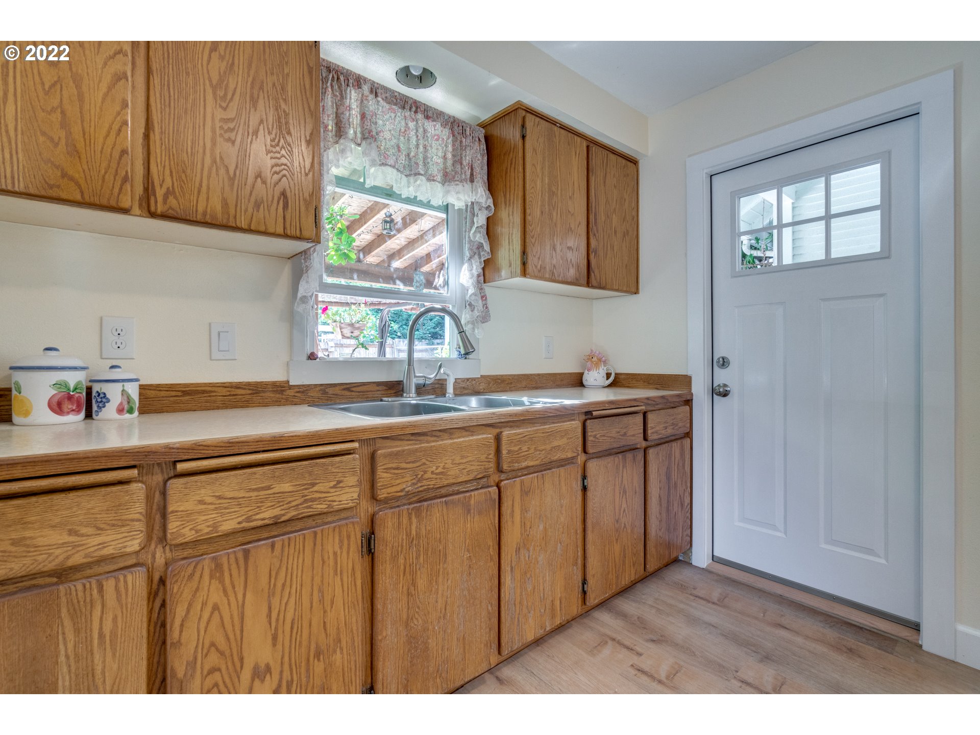 1315 Division Street Camas, WA 98607 - Photo 11 of 32 Gallery Image 11