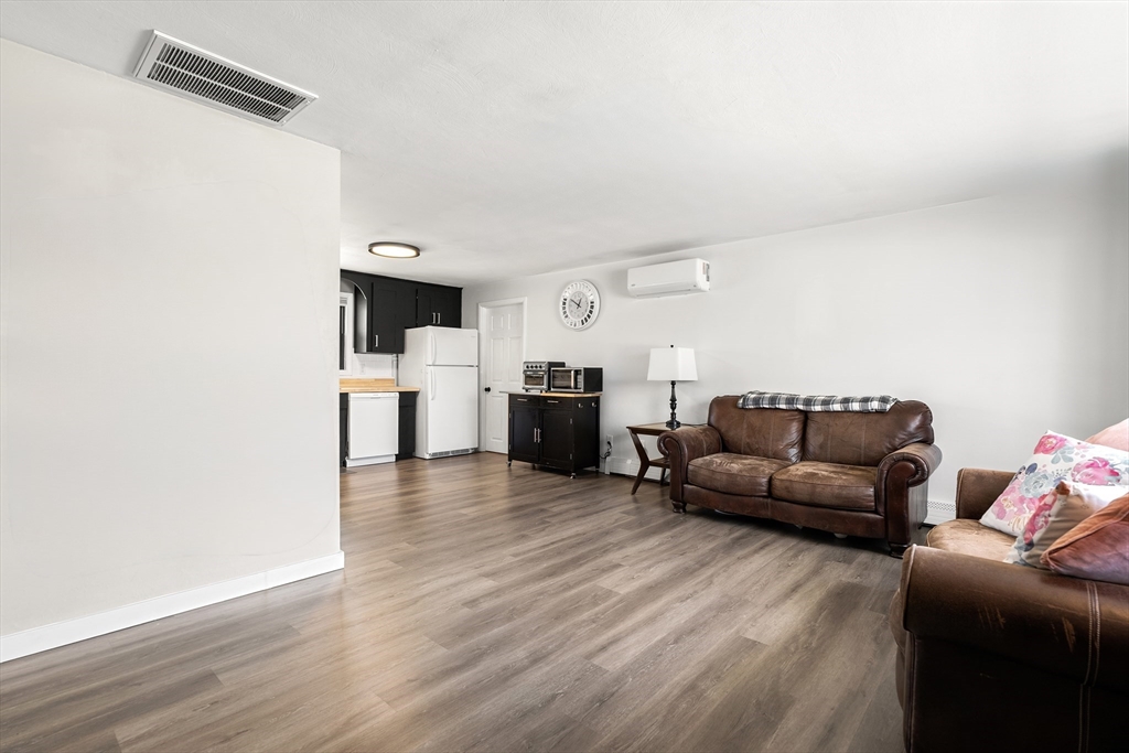 11 Baldwin Road Brockton, MA 02302 - Photo 6 of 34