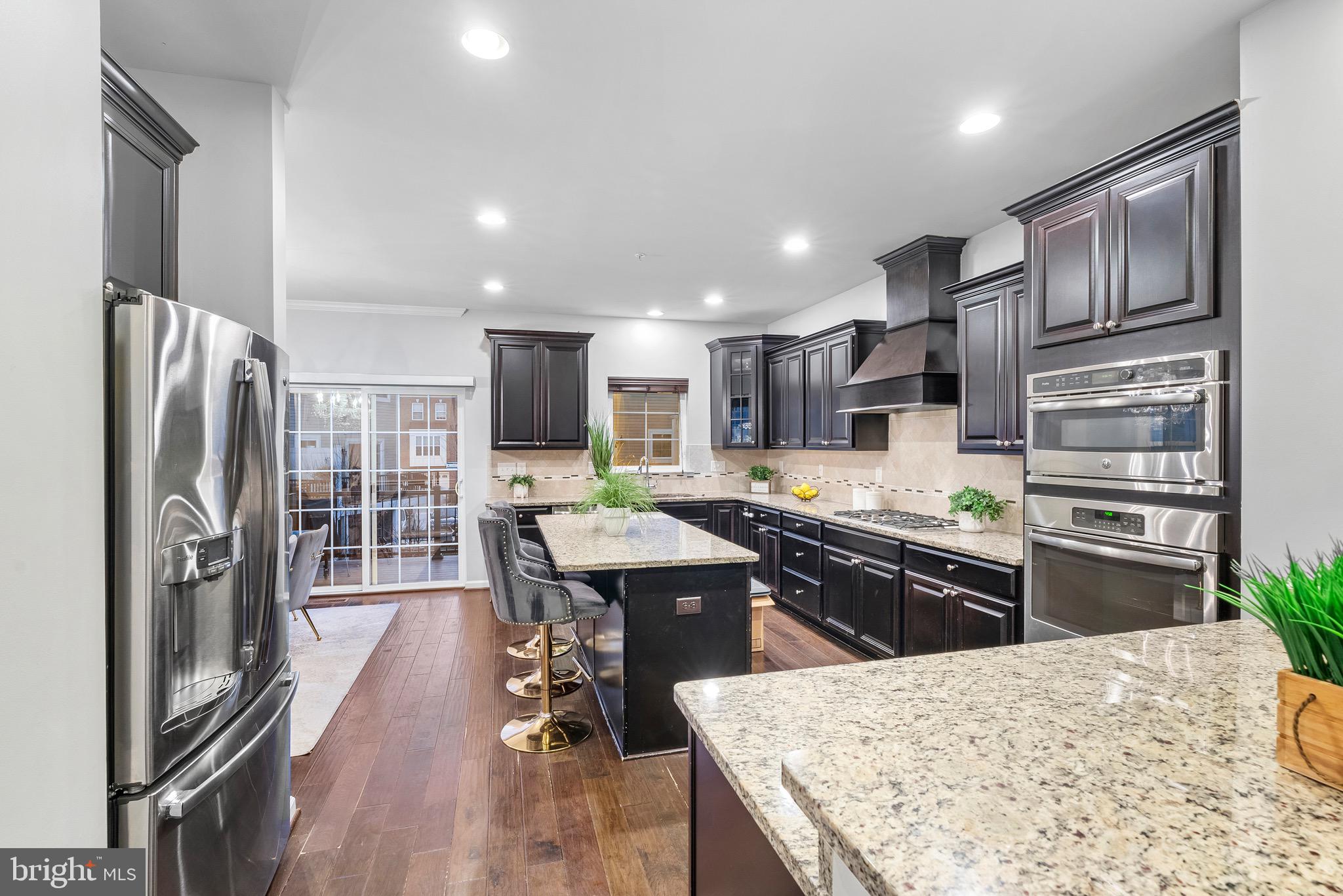8022 Ravenclaw Road Elkridge, MD 21075 - Photo 4 of 24 Stainless Steel Appliances.