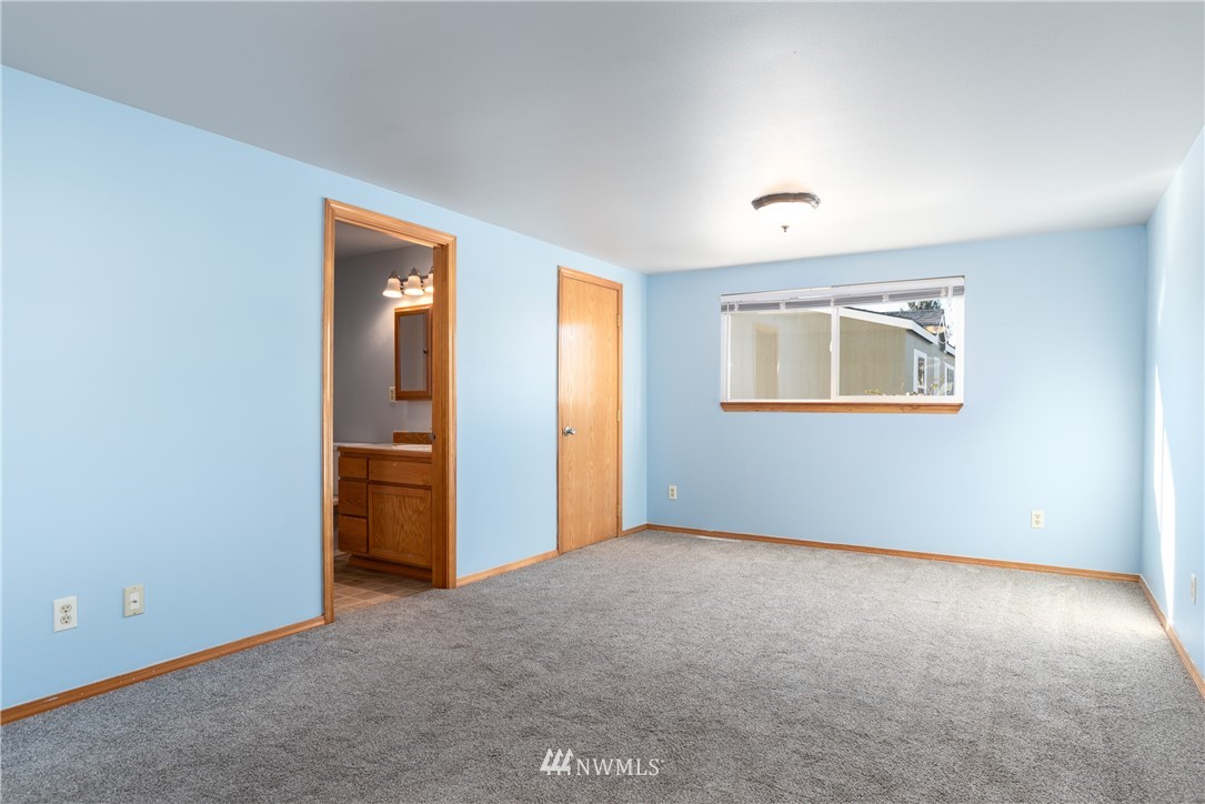 1002 Cook Road Sedro-Woolley, WA 98284 - Photo 14 of 23
