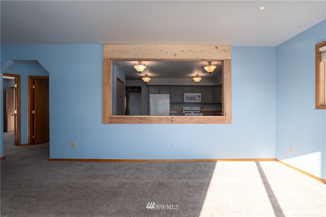 1002 Cook Road Sedro-Woolley, WA 98284 - Photo 6 of 23