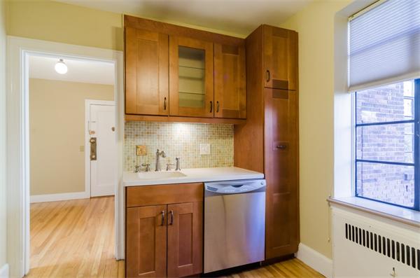 97 Strathmore Road, Unit 6 Boston, MA 02135 - Photo 6 of 10 Gallery Image 6
