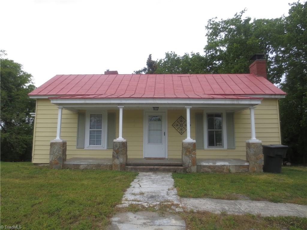1719 East Meadow Road Eden, NC 27288 - Photo 1 of 14 Gallery Image 1