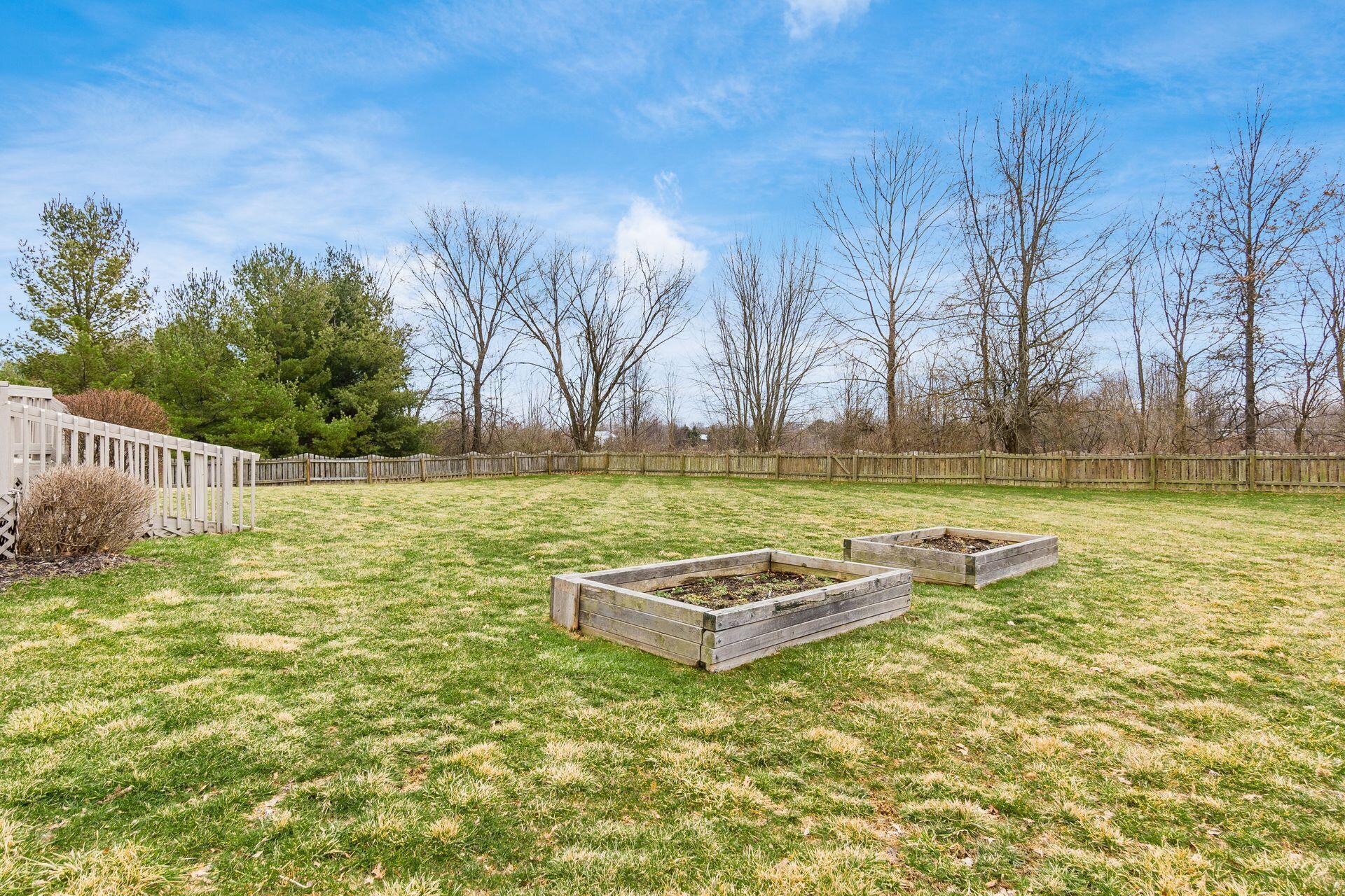 121 Harvest Ridge Avenue Pataskala, OH 43062 - Photo 52 of 67 Yard