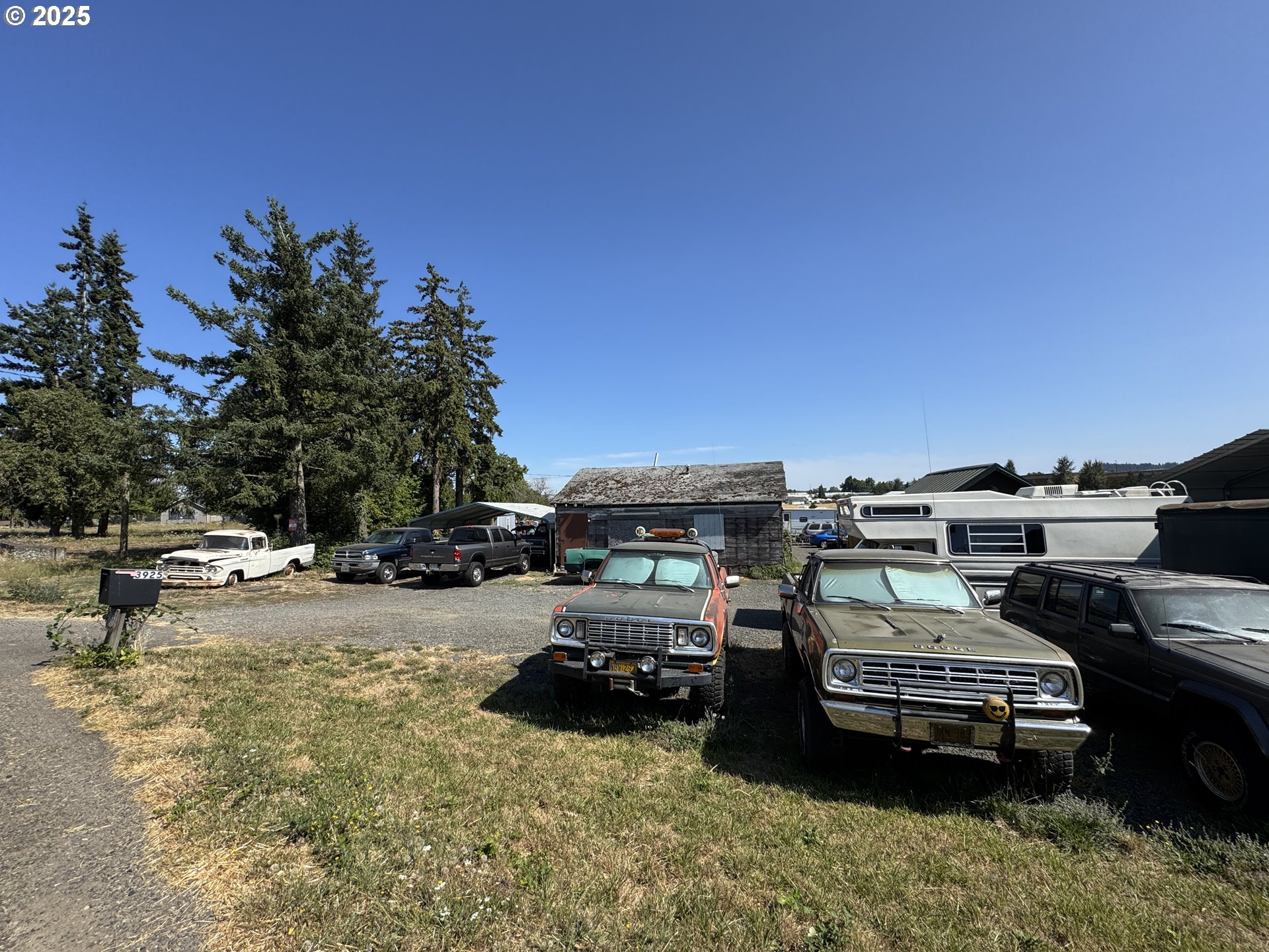 3925 Southeast Spicer Road Albany, OR 97322 - Photo 2 of 5 Gallery Image 2