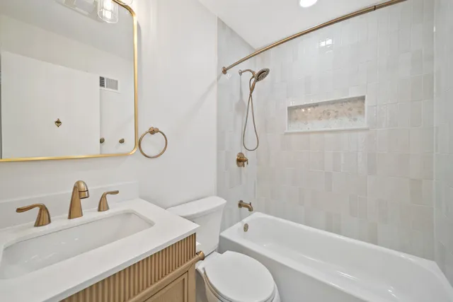 $449,500 | 1601 Fowler Avenue, Evanston, IL 60201