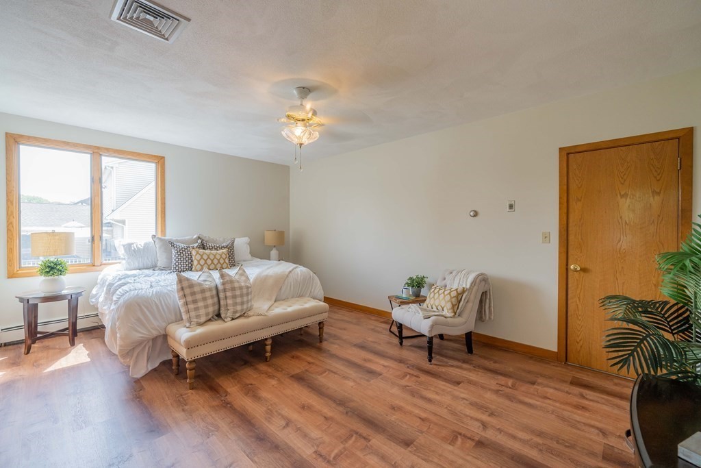 12 Concord Road Stoneham, MA 02180 - Photo 18 of 42 Gallery Image 18