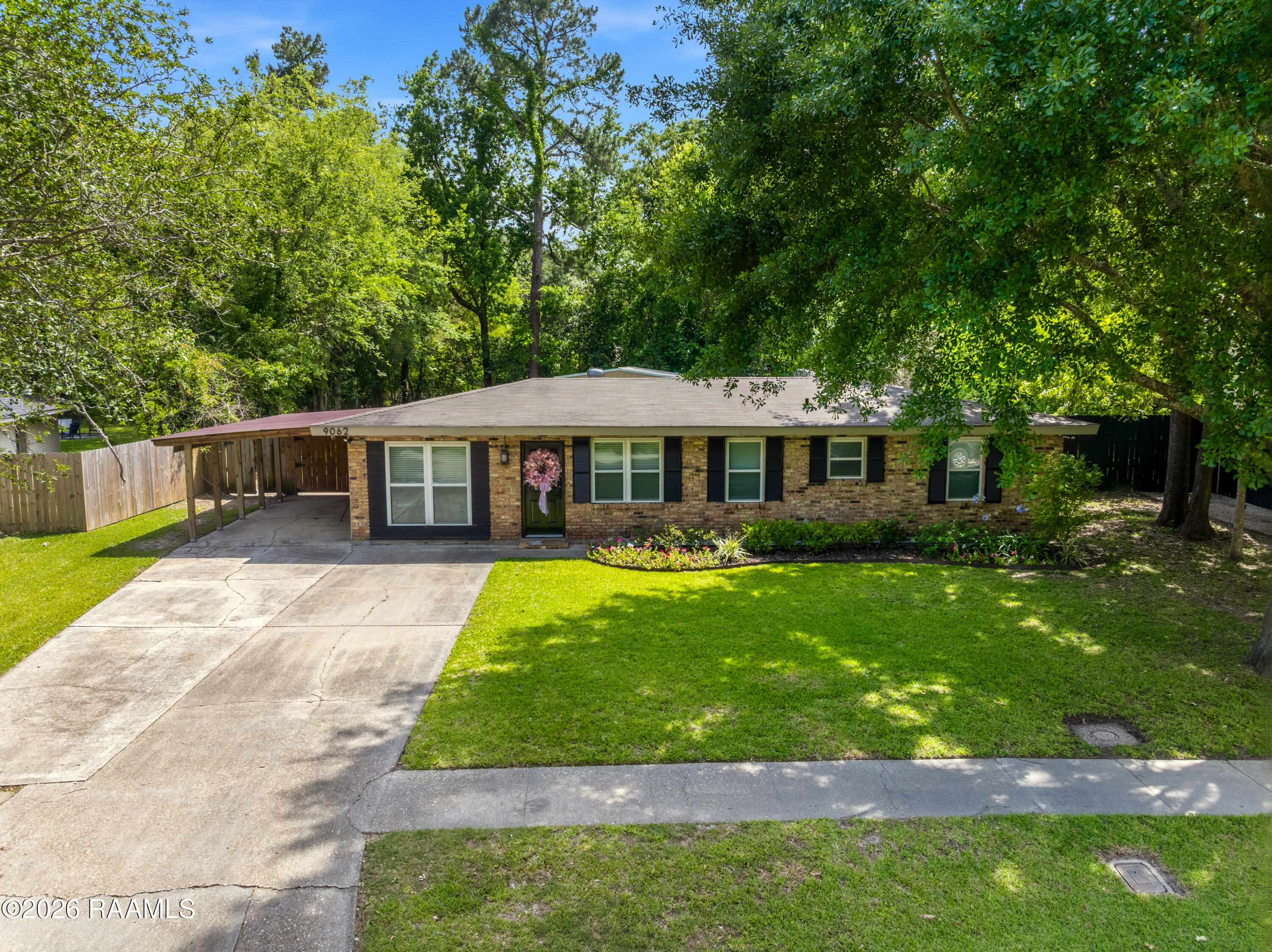9062 Baker Drive Baton Rouge, LA 70809 - Photo 4 of 40 listing-2