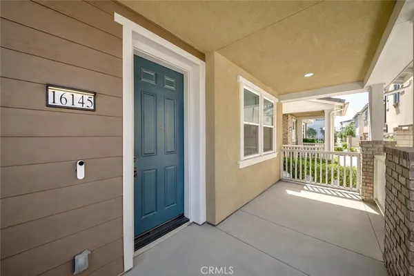 a view of a house with porch