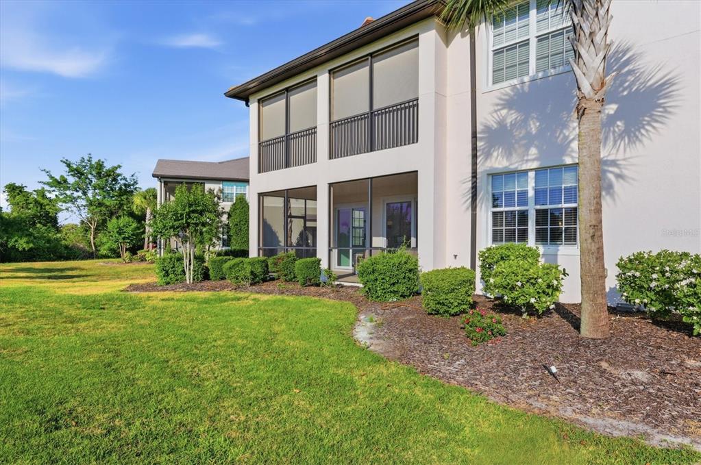 7346 Divot Loop, Unit 12B Lakewood Ranch, FL 34202 - Photo 35 of 90