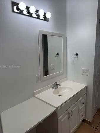 $2,850 | 13064 Northwest 9th Court, Unit 13064, Pembroke Pines, FL 33028
