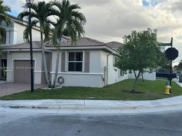$2,850 | 13064 Northwest 9th Court, Unit 13064, Pembroke Pines, FL 33028