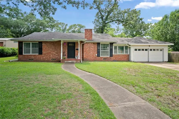 $259,000 | 2717 Crestview Drive, Tyler, TX 75701