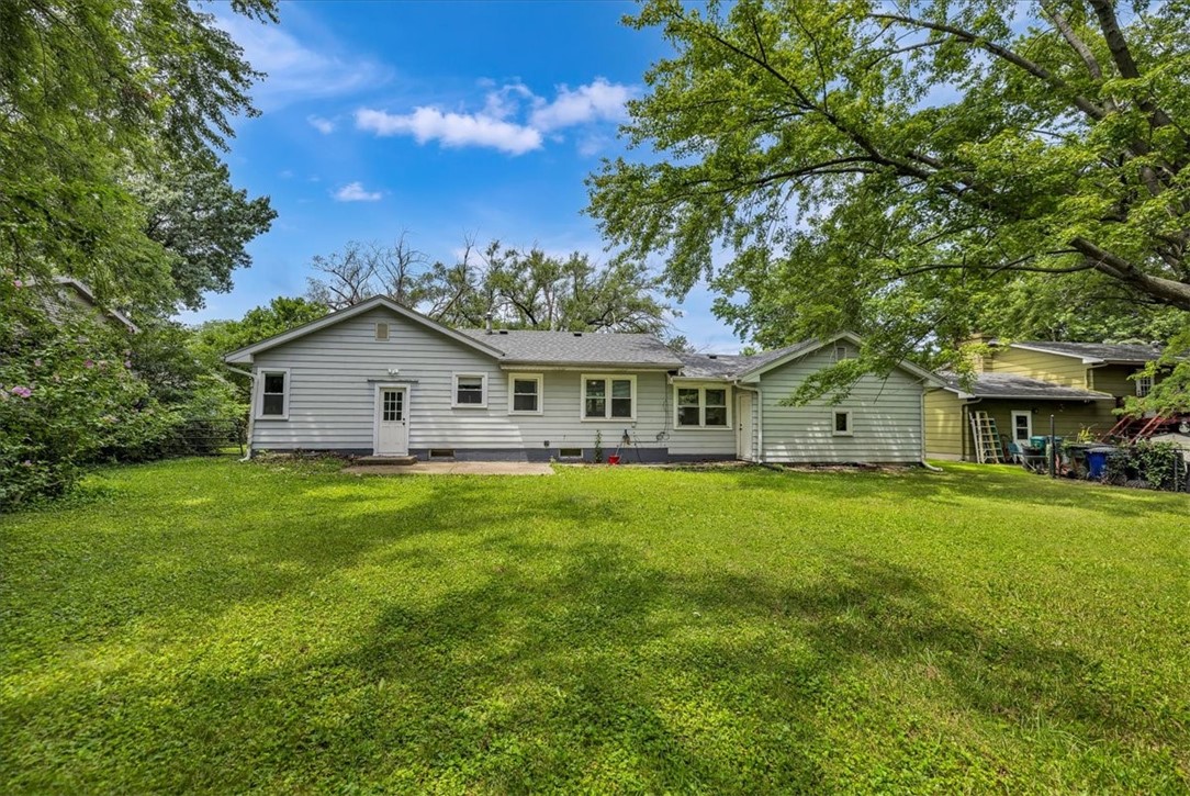 336 North Country Club Road Decatur, IL 62521 - Photo 23 of 26 Gallery Image 23