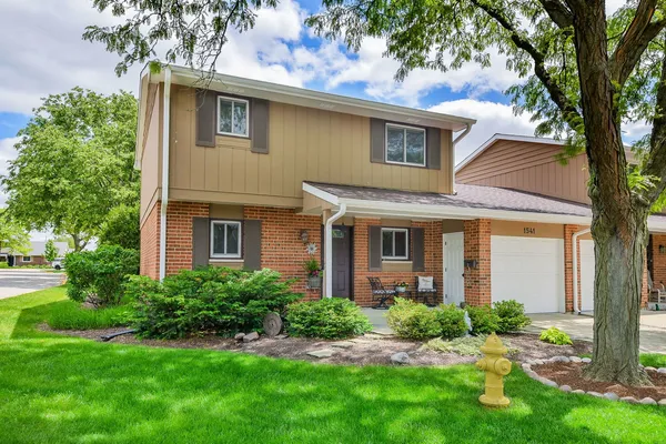 $401,000 | 1541 Brittany Court, Wheaton, IL 60189