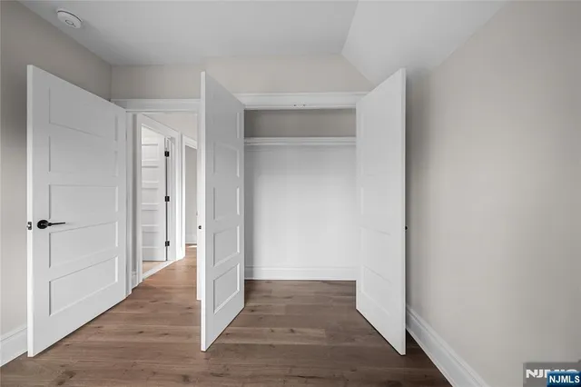 $1,348,800 | 475 Morse Avenue, Ridgefield, NJ 07657