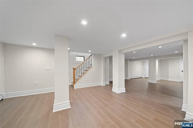 $1,348,800 | 475 Morse Avenue, Ridgefield, NJ 07657