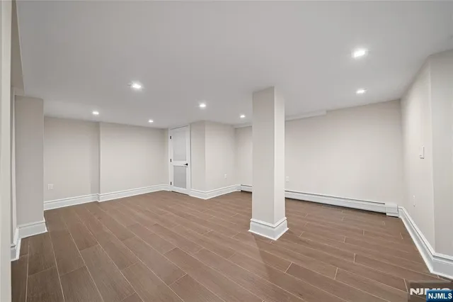 $1,348,800 | 475 Morse Avenue, Ridgefield, NJ 07657