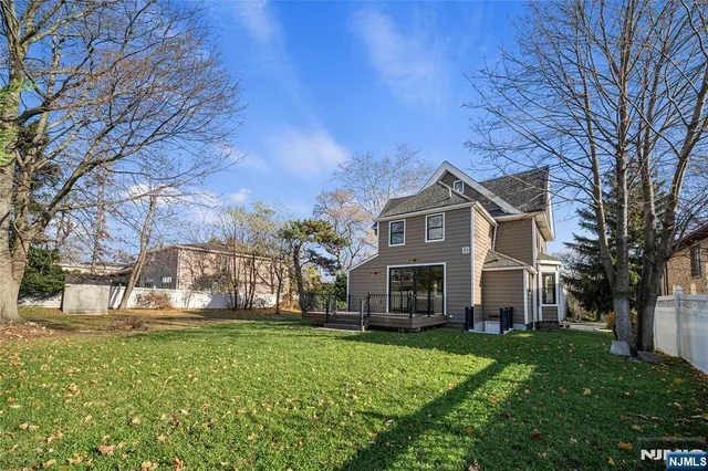 $1,348,800 | 475 Morse Avenue, Ridgefield, NJ 07657