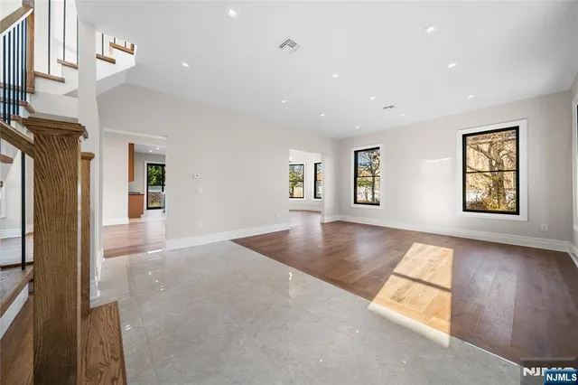 $1,348,800 | 475 Morse Avenue, Ridgefield, NJ 07657