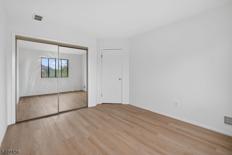 169 Castle Ridge Drive East Hanover, NJ 07936 - Photo 24 of 34