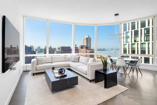 $8,895,000 | 111 Murray Street, Unit 25W | TriBeCa