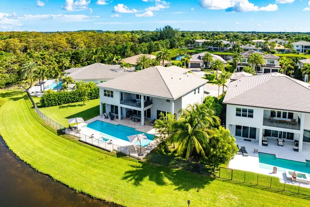 $17,000 | 19863 Meadowside Lane, Boca Raton, FL 33498