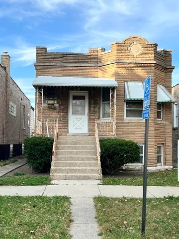 $250,000 | 5716 West 23rd Street, Cicero, IL 60804
