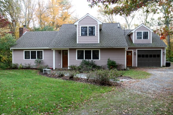 765 Hixbridge Road Westport, MA 02790 - Photo 7 of 30 Gallery Image 7