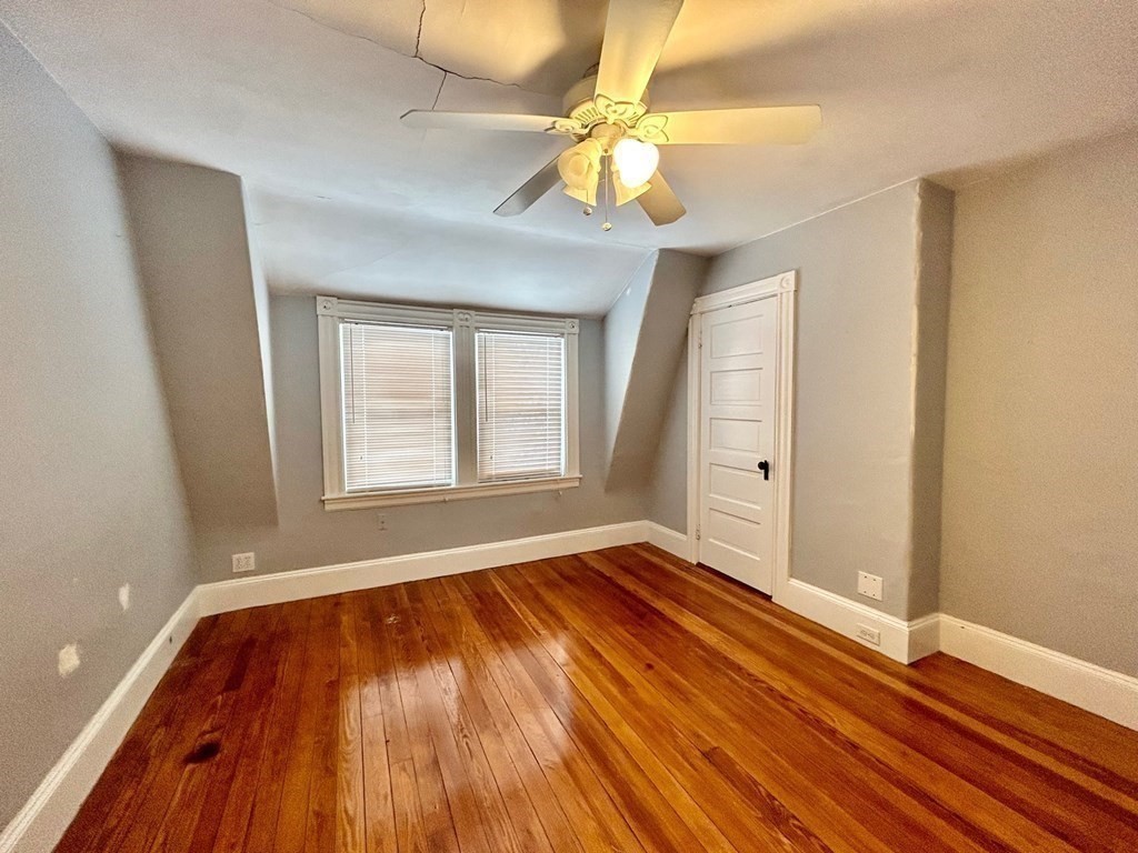 81 Parmenter Road Waltham, MA 02453 - Photo 13 of 19