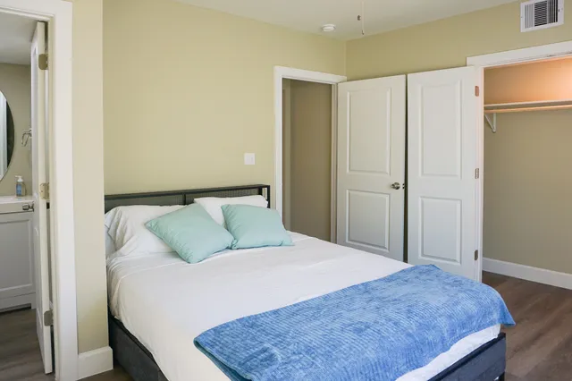 $1,800 | 3703 Market Street, Unit 1, Houston, TX 77020