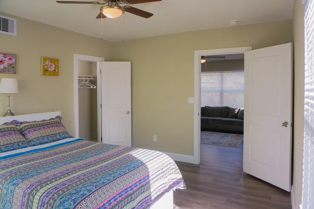 $1,800 | 3703 Market Street, Unit 1, Houston, TX 77020