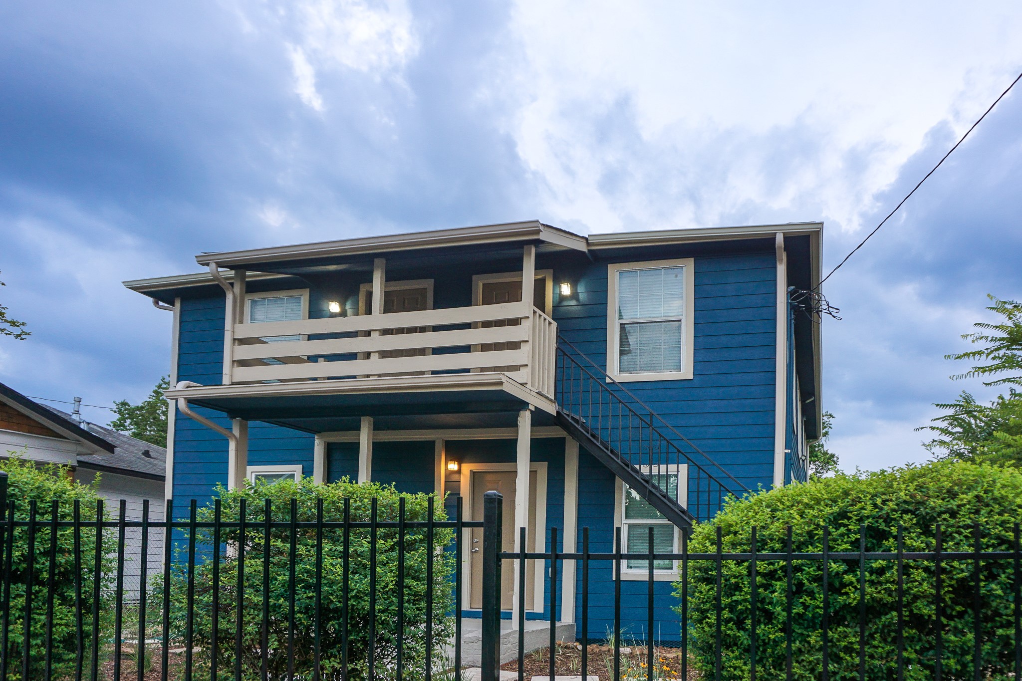 3703 Market Street, Unit 1 Houston, TX 77020 - Photo 22 of 23 Beautifully remodeled triplex, just minutes from downtown.