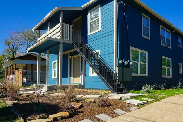 $1,800 | 3703 Market Street, Unit 1, Houston, TX 77020