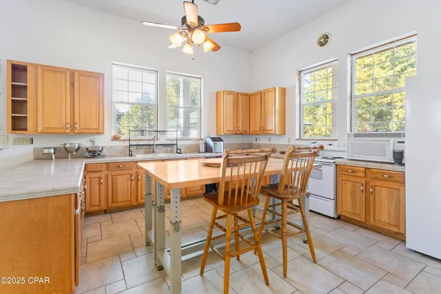 $775,000 | 4686 Dunaway Road, Bascom, FL 32423