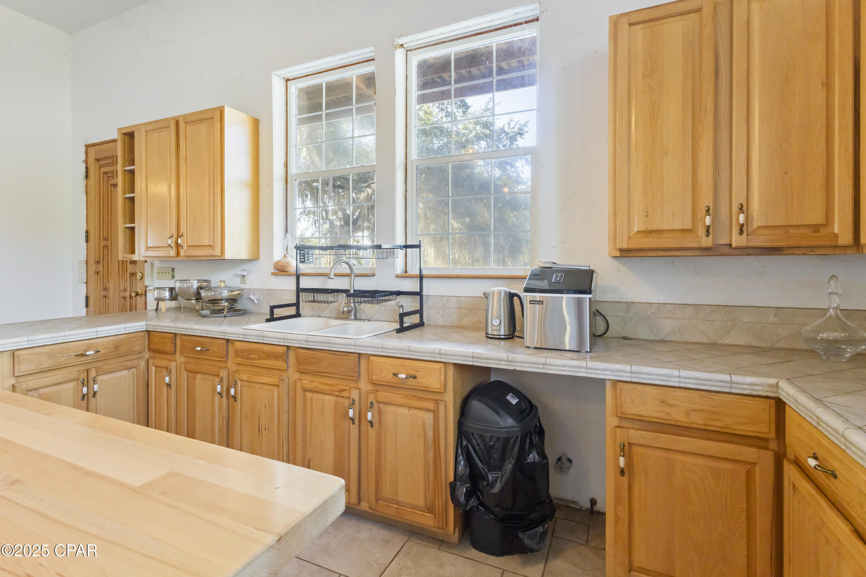 4686 Dunaway Road Bascom, FL 32423 - Photo 17 of 77