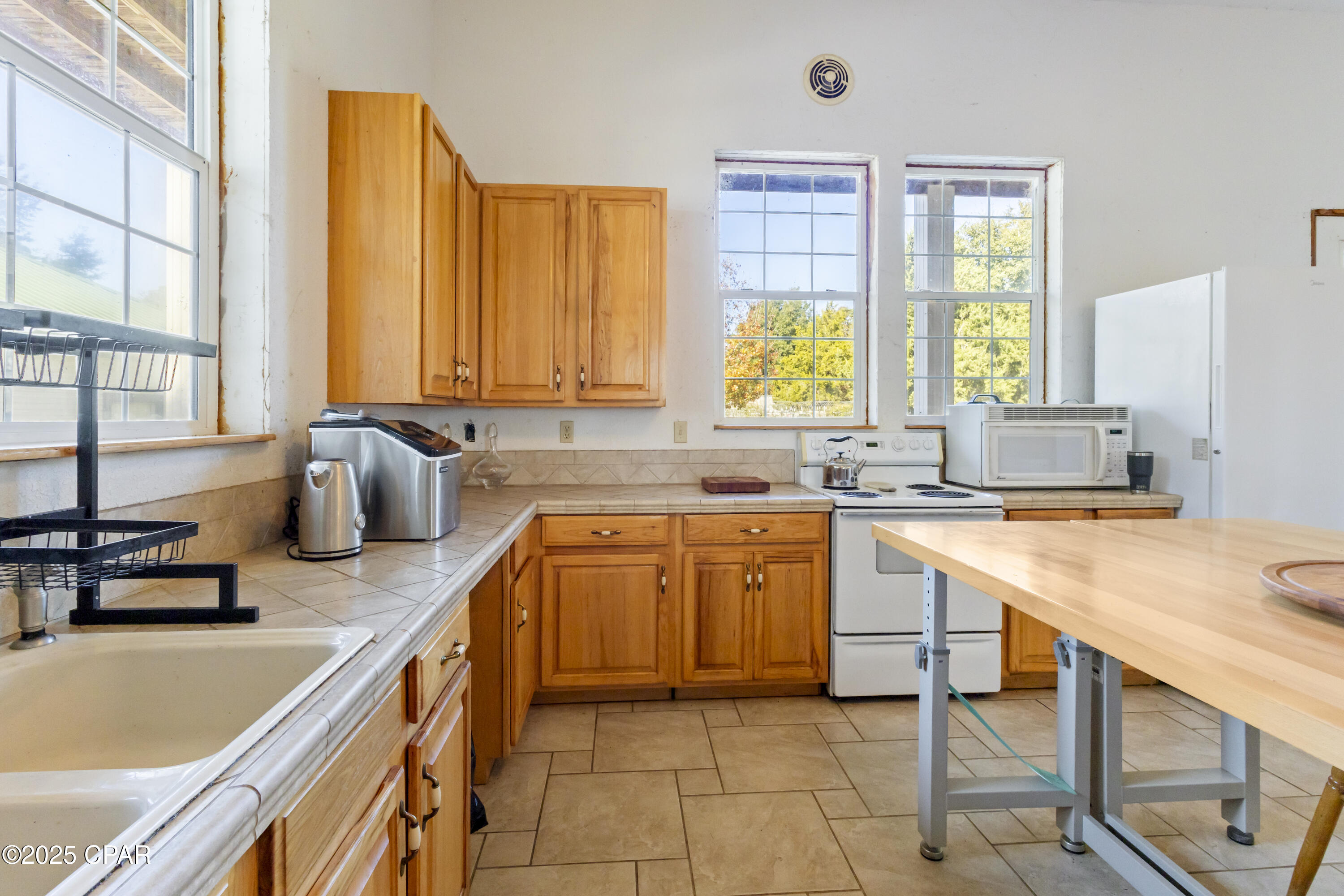 4686 Dunaway Road Bascom, FL 32423 - Photo 18 of 77