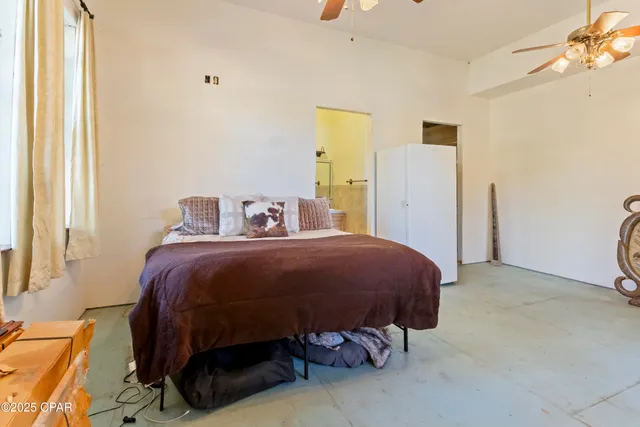 $775,000 | 4686 Dunaway Road, Bascom, FL 32423