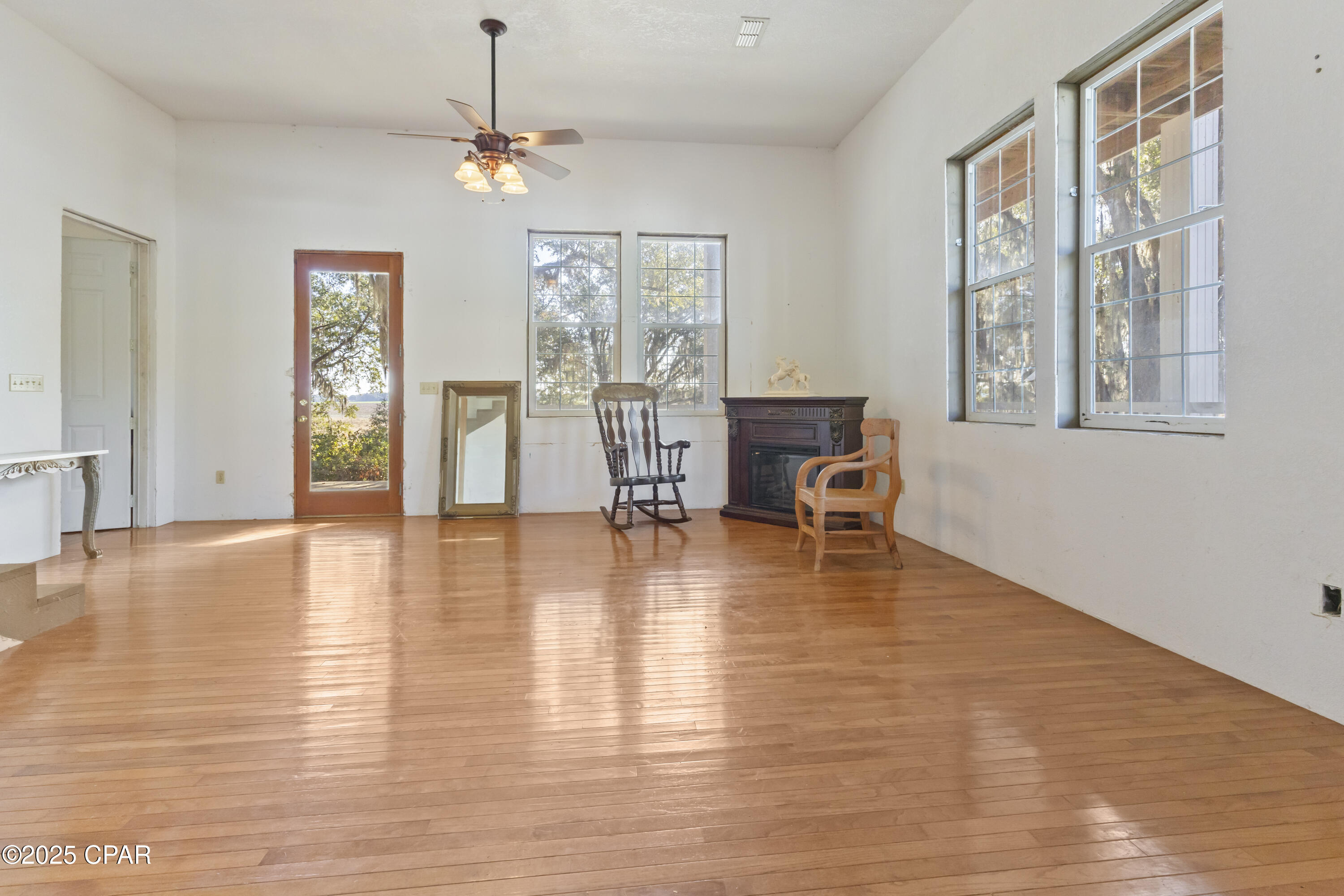 4686 Dunaway Road Bascom, FL 32423 - Photo 26 of 77