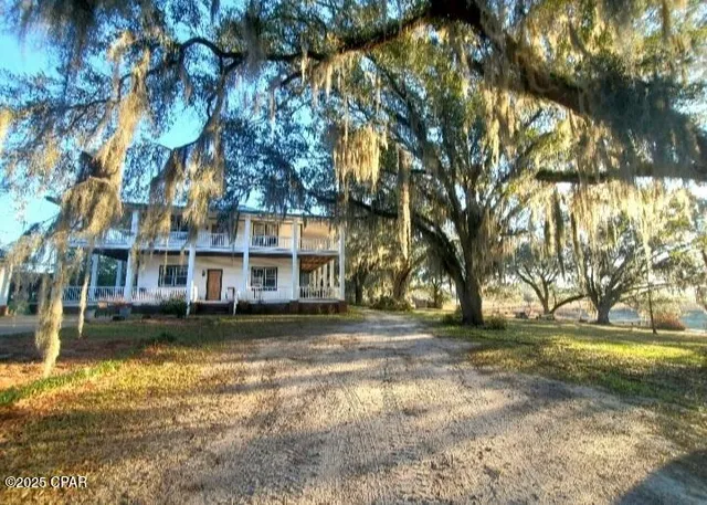 $775,000 | 4686 Dunaway Road, Bascom, FL 32423