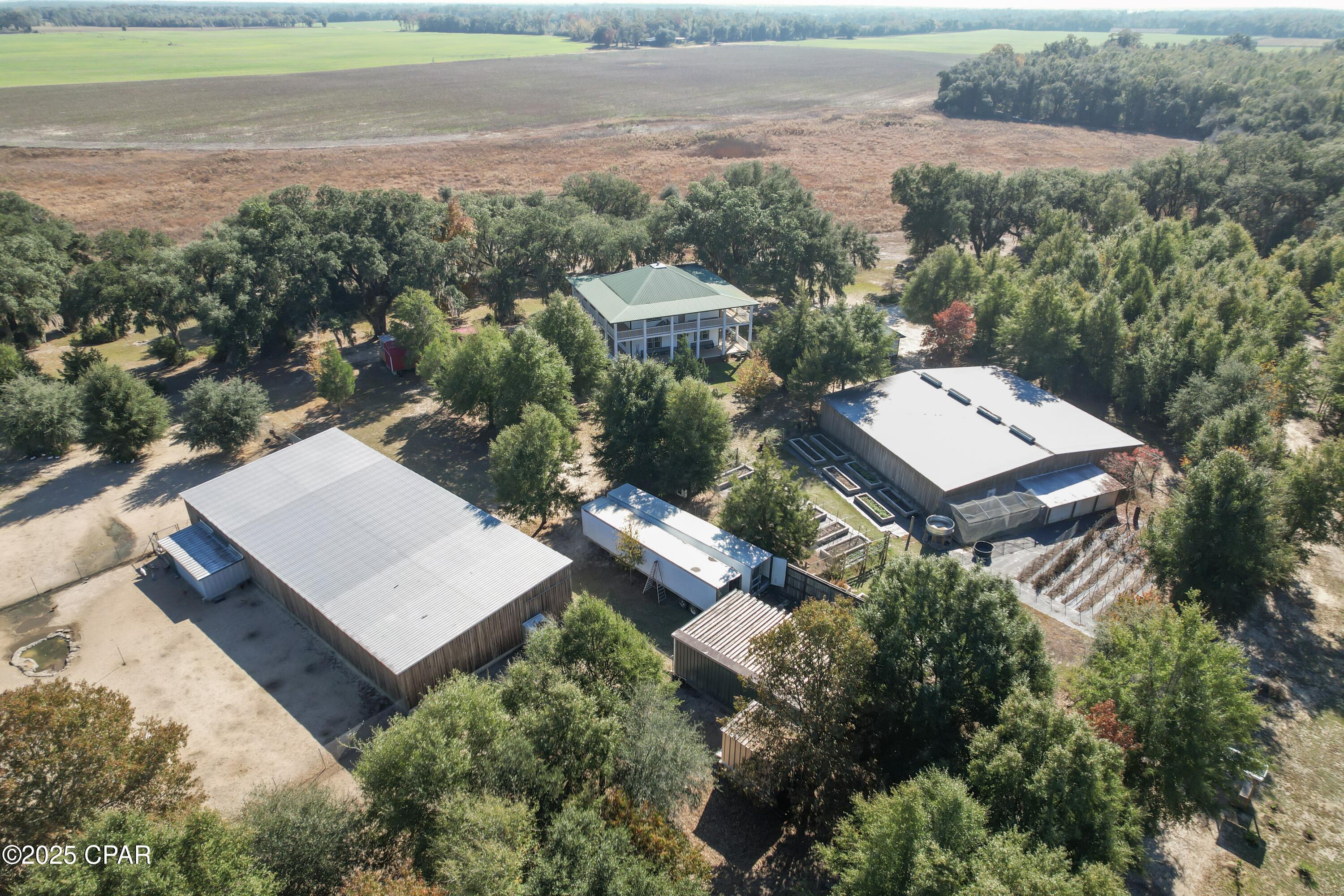 4686 Dunaway Road Bascom, FL 32423 - Photo 10 of 77