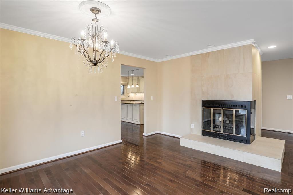 40567 Village Wood Road Novi, MI 48375 - Photo 12 of 32 Dining with fireplace